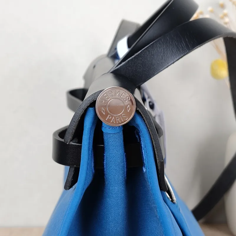 Hermès Crossbody Bag Herbag 31 Blue Black Canvas Medium 30.5 × 11 × 25.5 cm C — detail view 12 of 16
