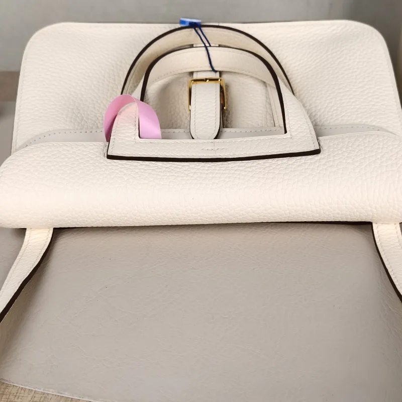 Hermès Shoulder Bag Halzan 25I2 TC Calfskin Small25 × 8 × 17 cm — detail view 5 of 12