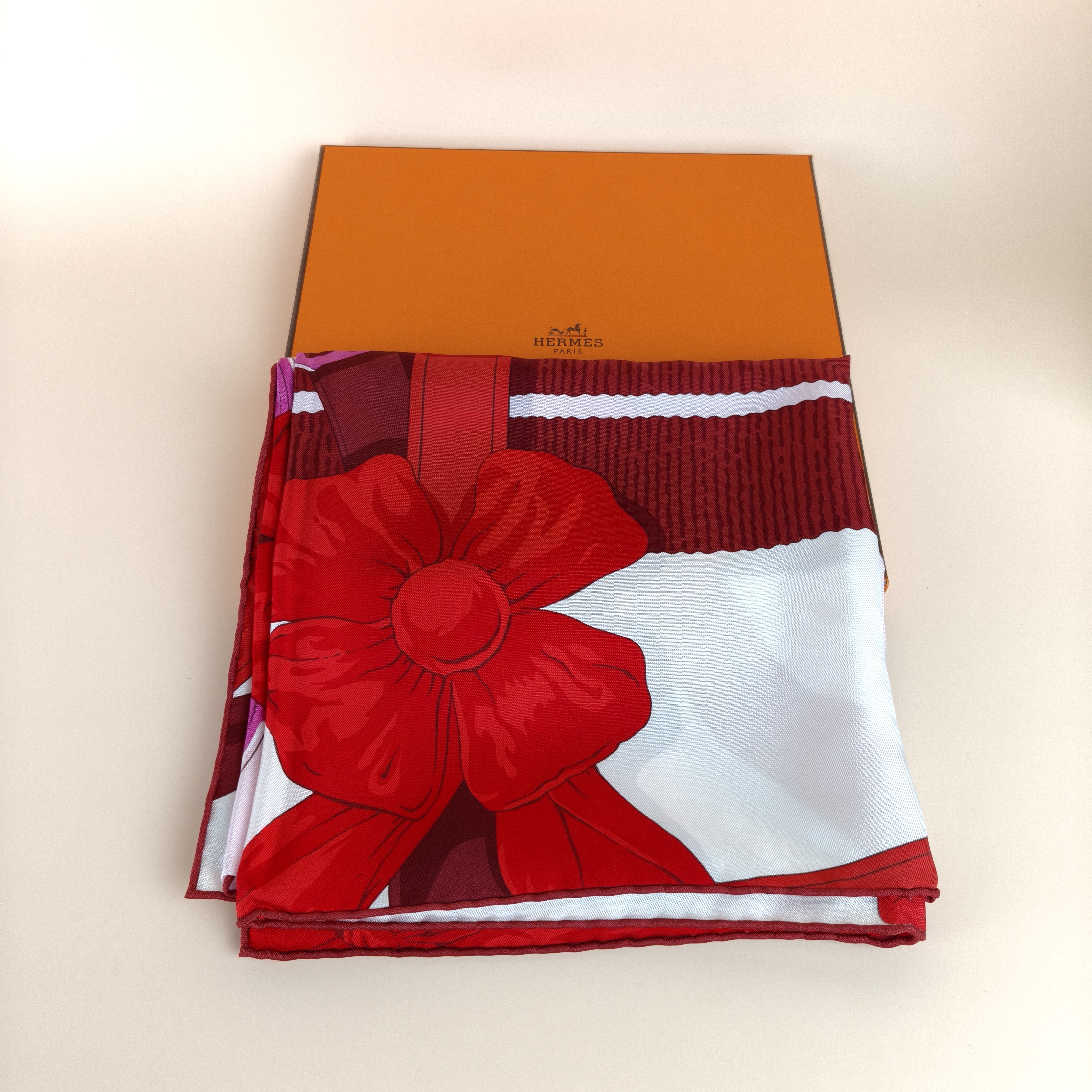 Hermès Red Silk One Size90*90 — cover view 7 of 8