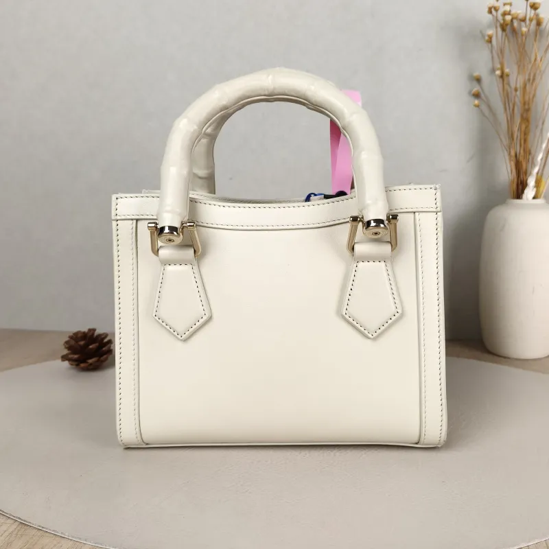 GUCCI Top Handle Bag Diana Top Handle Bag White Calfskin Small 20 × 10 × 16 cm — cover view 3 of 5