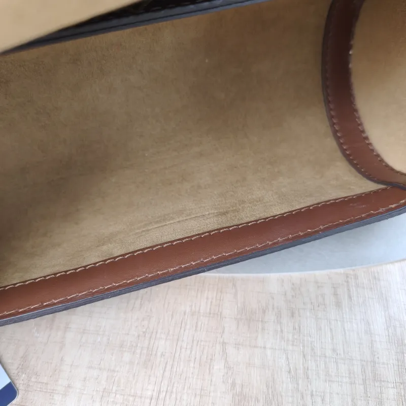 Louis Vuitton Crossbody Bag Papillon Trunk Monogram PVC Small19 × 9 × 9 cm — detail view 8 of 17