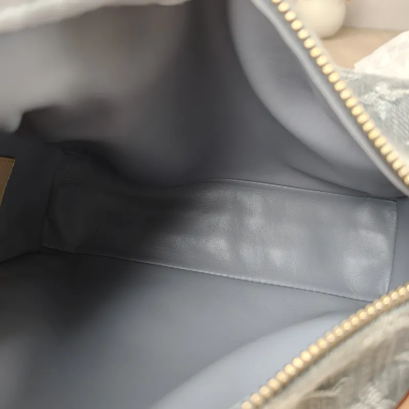 Louis Vuitton Crossbody Bag Side Trunk Box Grey Medium23.5 × 8.5 × 16 cm — detail view 7 of 12
