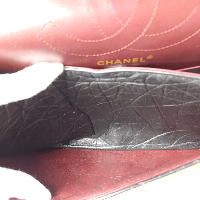 Chanel Shoulder Bag 2.55 Black Calfskin Medium 28 × 7.5 × 19.5 cm 18 — detail view 8 of 11