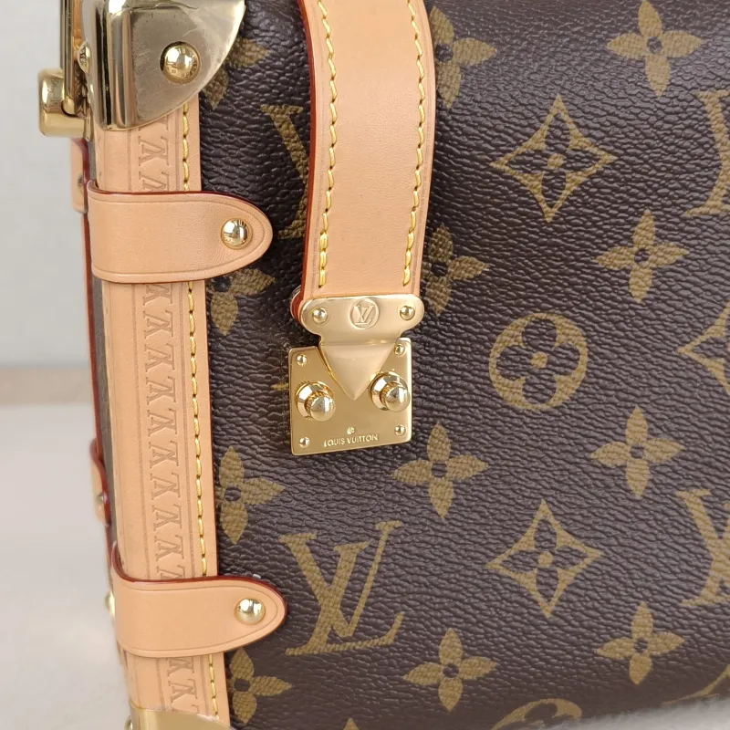 Louis Vuitton Crossbody Bag Side Trunk Box Monogram PVC Medium 23.5 × 8.5 × 16 cm — detail view 10 of 12