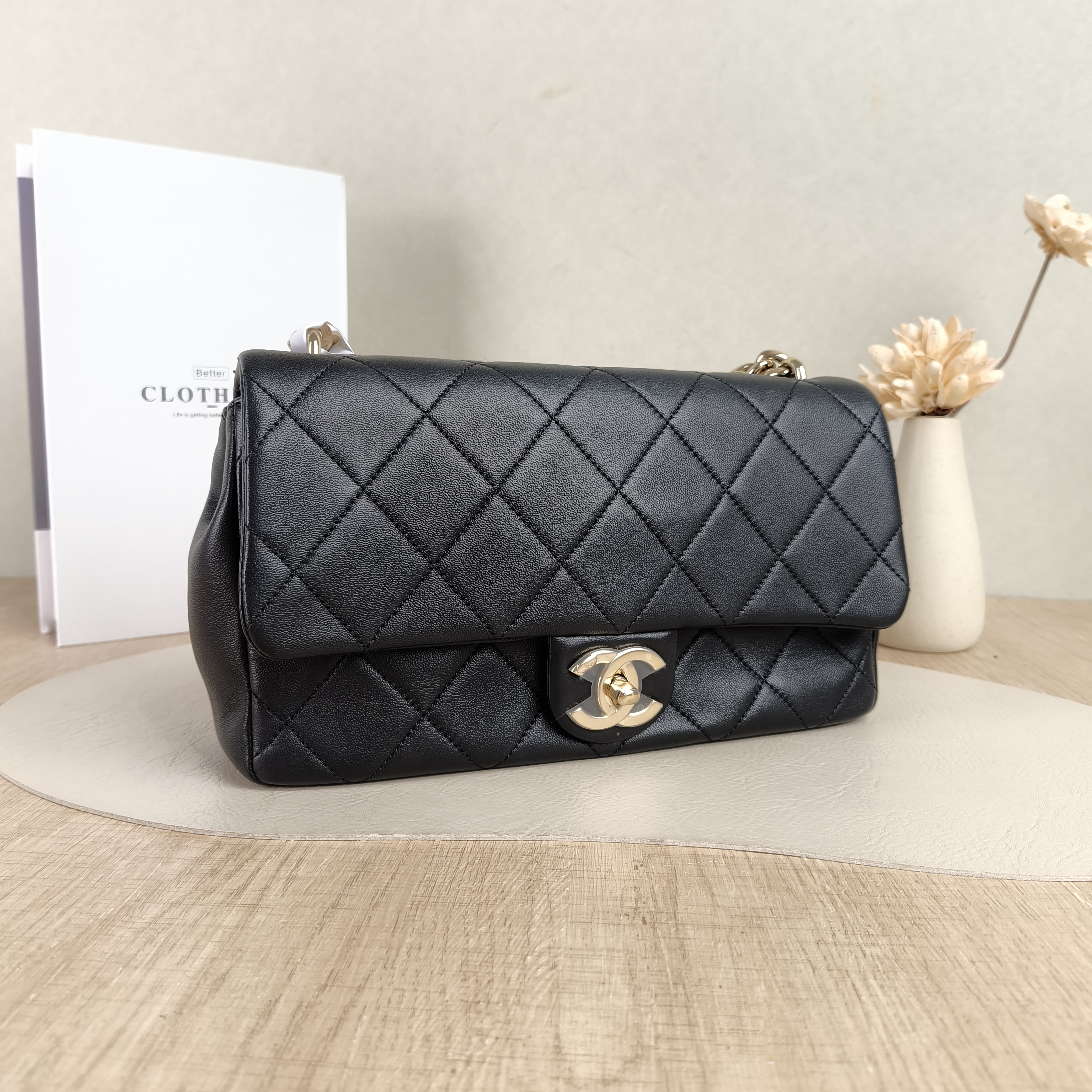 Chanel Crossbody Bagcf Crossbody Bag Black Lambskin One Size26 × 7 × 15 cm — cover view 5 of 5
