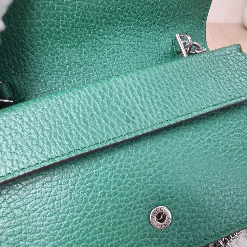 GUCCI Crossbody Bag Dionysus Green Calfskinmini16.5 × 4.5 × 10 cm — detail view 6 of 19