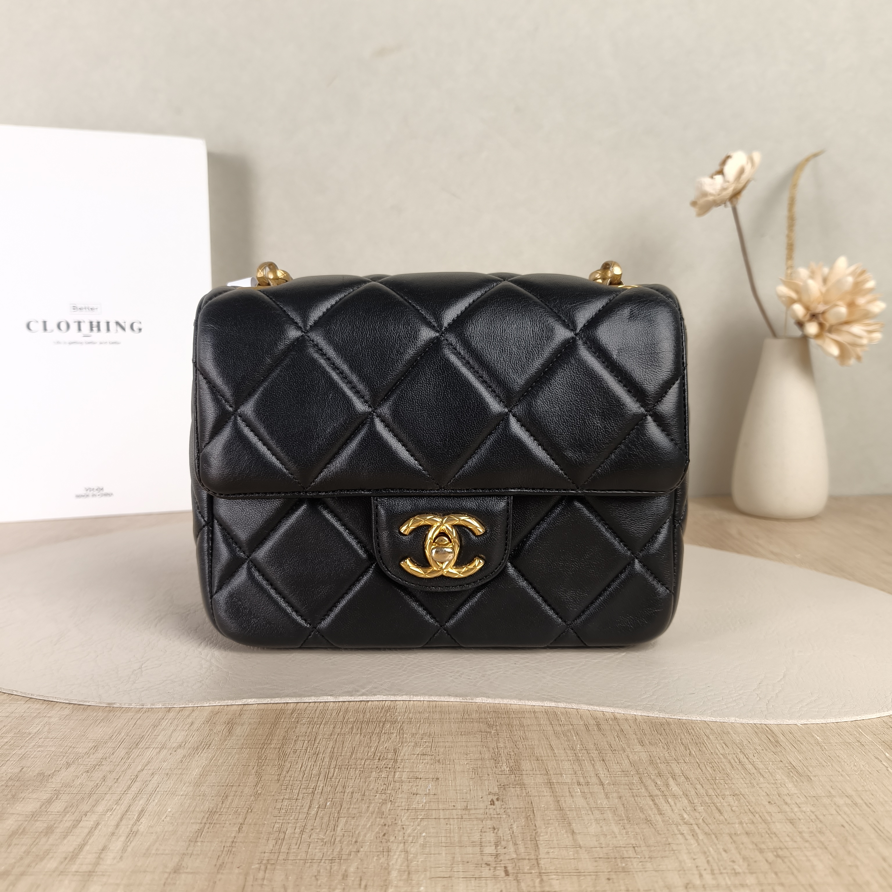 Chanel Crossbody Bag Crossbody Bag Black Lambskin One Size19 × 6 × 15 cm