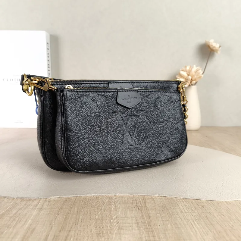 Louis Vuitton Crossbody Bag Multi Pochette Accessoires Black Calfskin Small25 × 4.5 × 14.5 cm — cover view 4 of 5