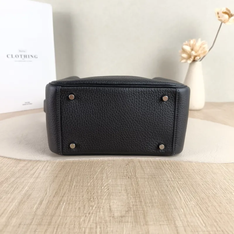 Hermès Shoulder Bag Lindy Mini 19 89Noir Black Taurillon Clemence TC Calfskin Mini 19 × 9 × 13 cm G — cover view 3 of 6