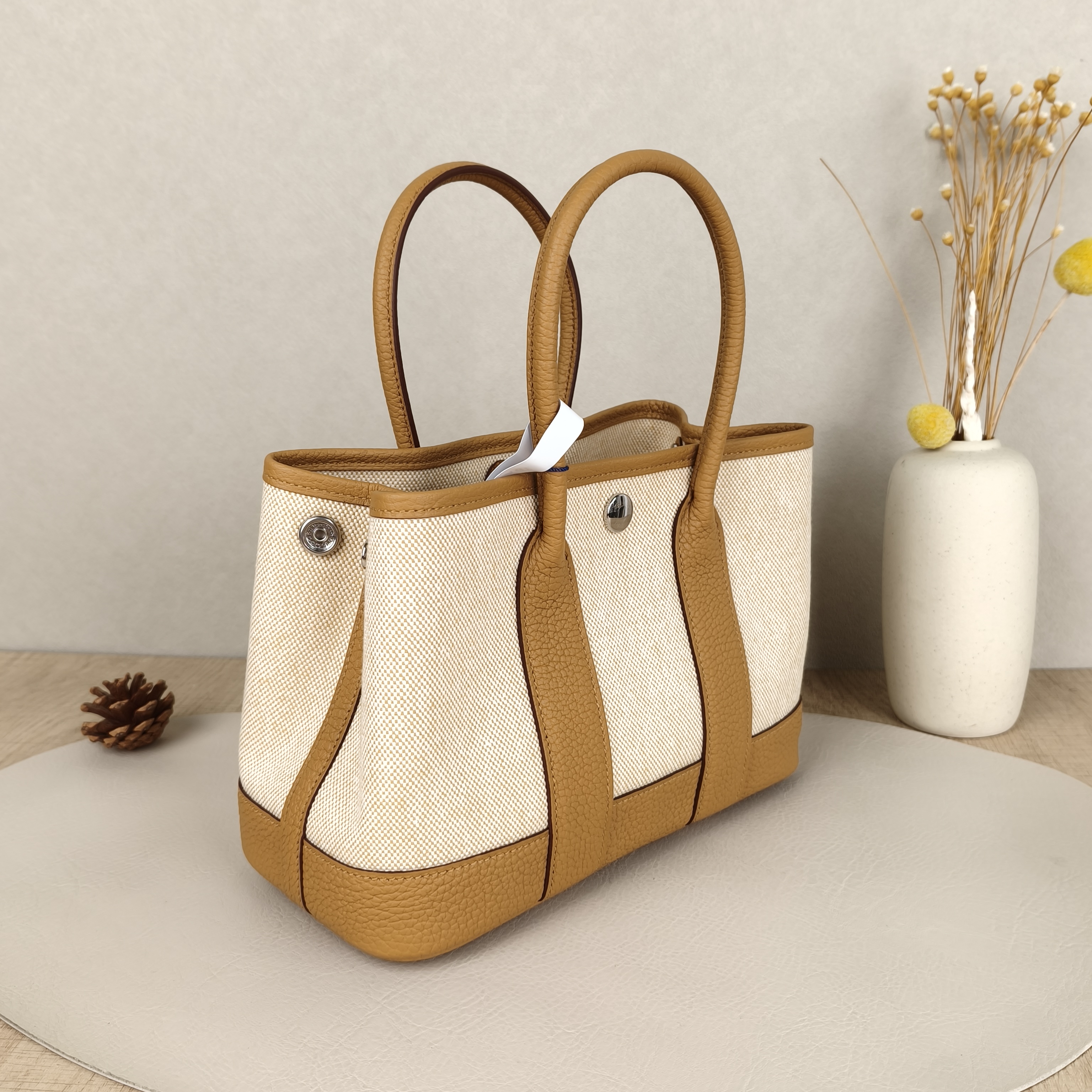 Hermès Top Handle Bag Neo Garden 23 Mini Beige2S Canvas · Negonda Calfskinmini23 × 10 × 16 cm — cover view 10 of 10