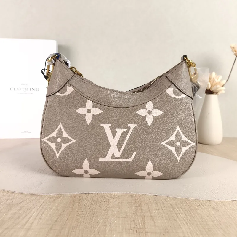 Louis Vuitton Shoulder Bag Bagatelle Monogram Empreinte Embossed Calfskin Small 24 × 7 × 18 cm
