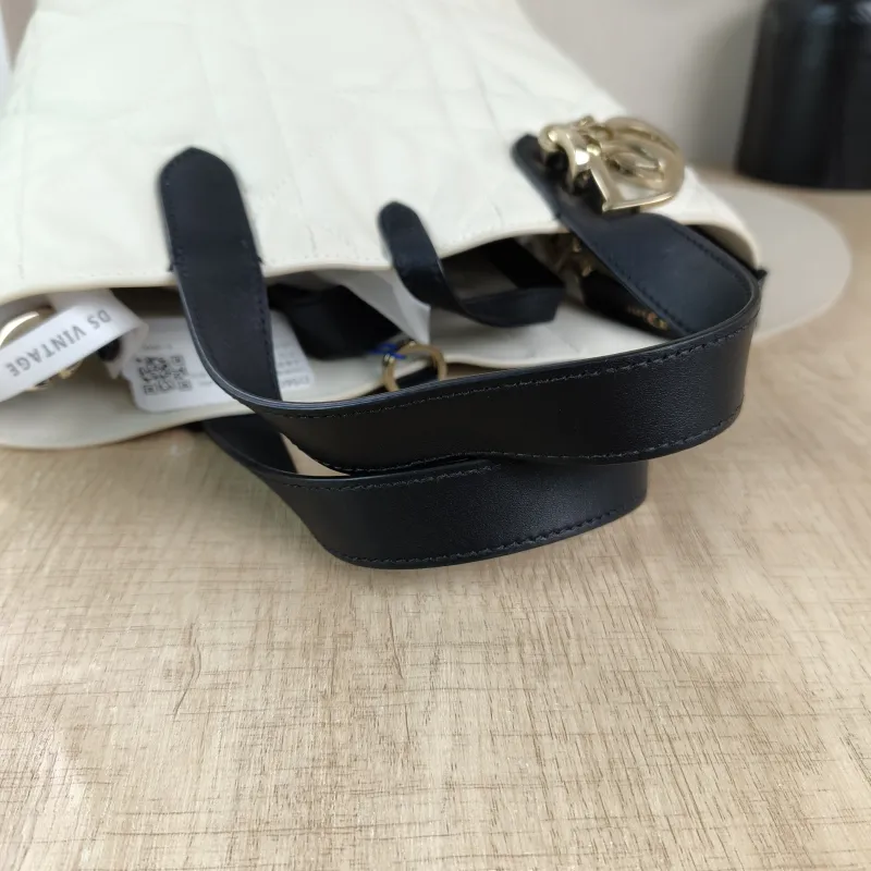 DIOR Top Handle Bag TOUJOURS Edition Calfskin Small18.5 × 12 × 18.5 cm — detail view 2 of 13
