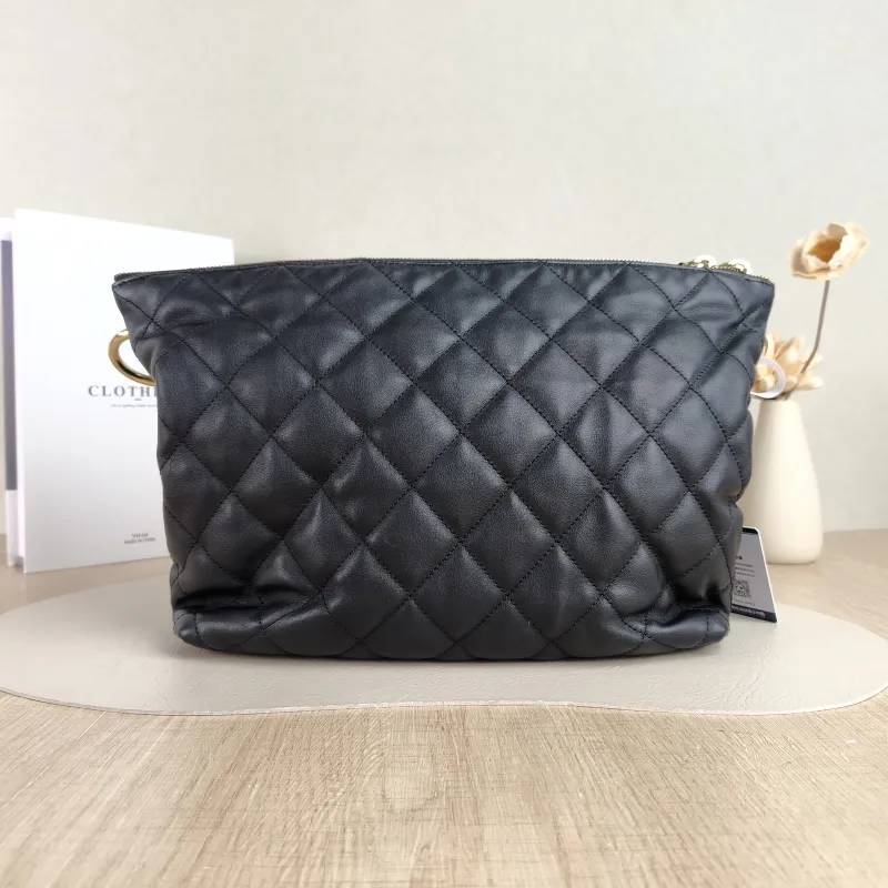 Chanel Shoulder Bag hobo Black Lambskin One Size 27.5 × 10 × 22 cm — cover view 5 of 5