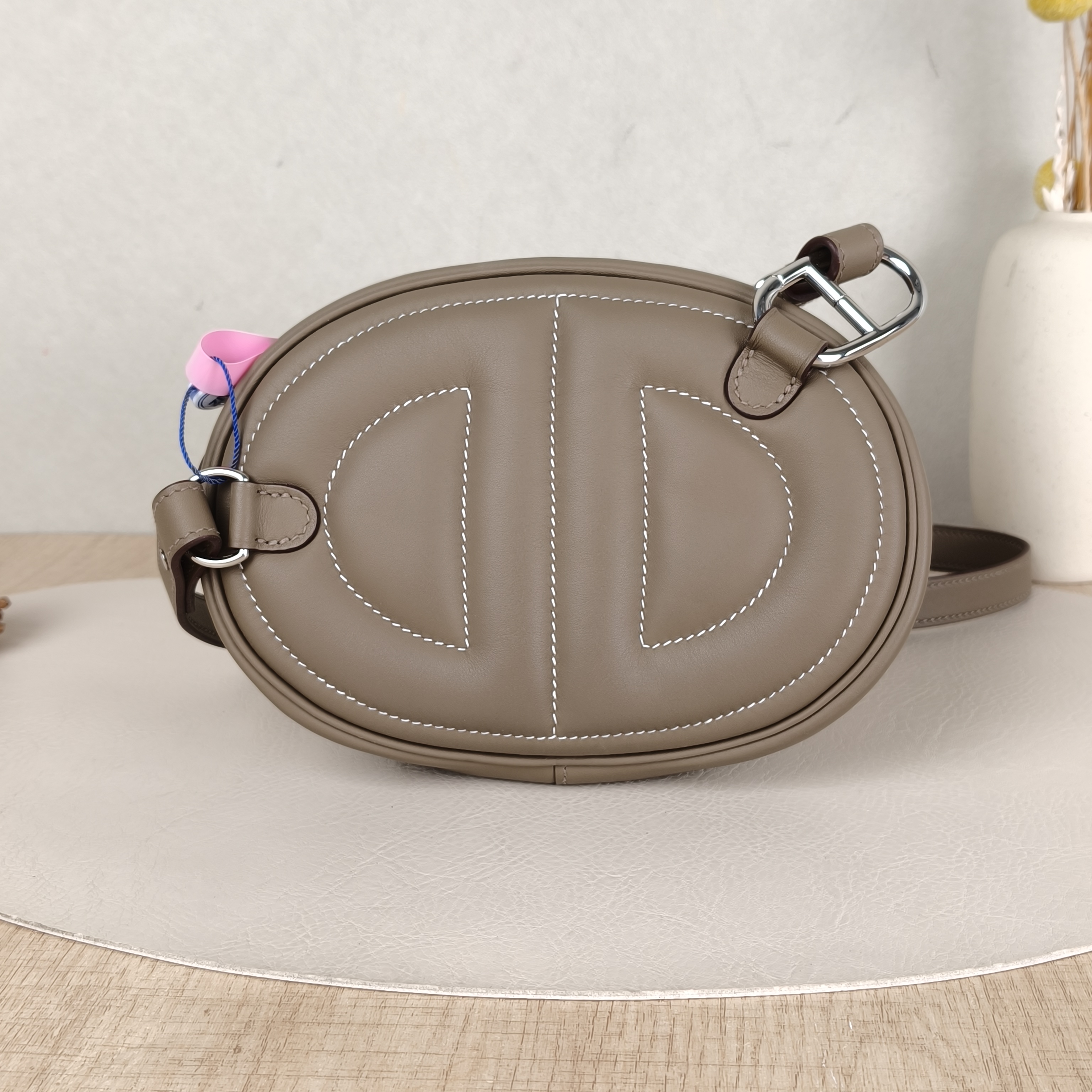 Hermès Belt Bagin the loop Belt Bag Swift Calfskin One Size19 × 4 × 13 cm — cover view 3 of 6