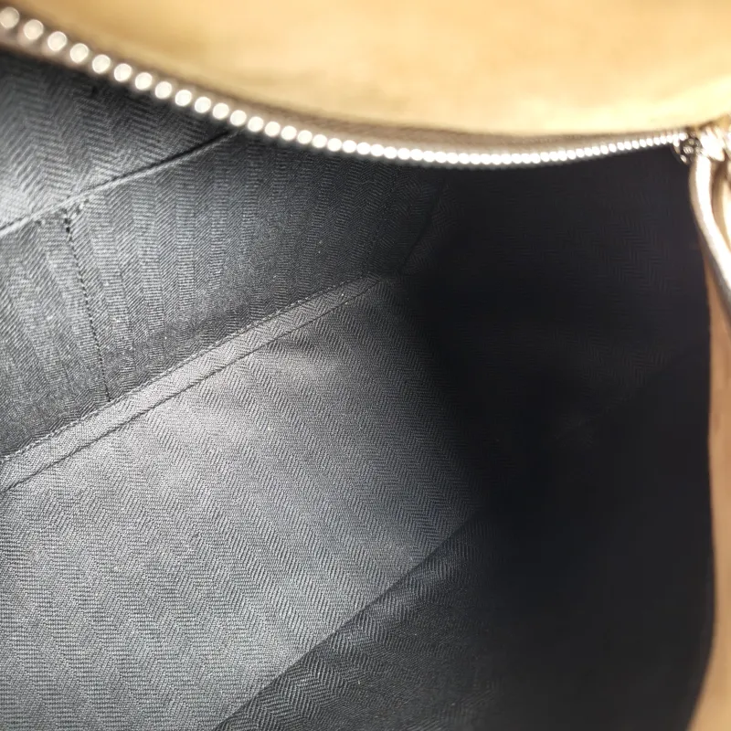 LOEWE Crossbody Bag Puzzle Brown Calfskin Medium 29 × 14 × 19.5 cm — detail view 6 of 12
