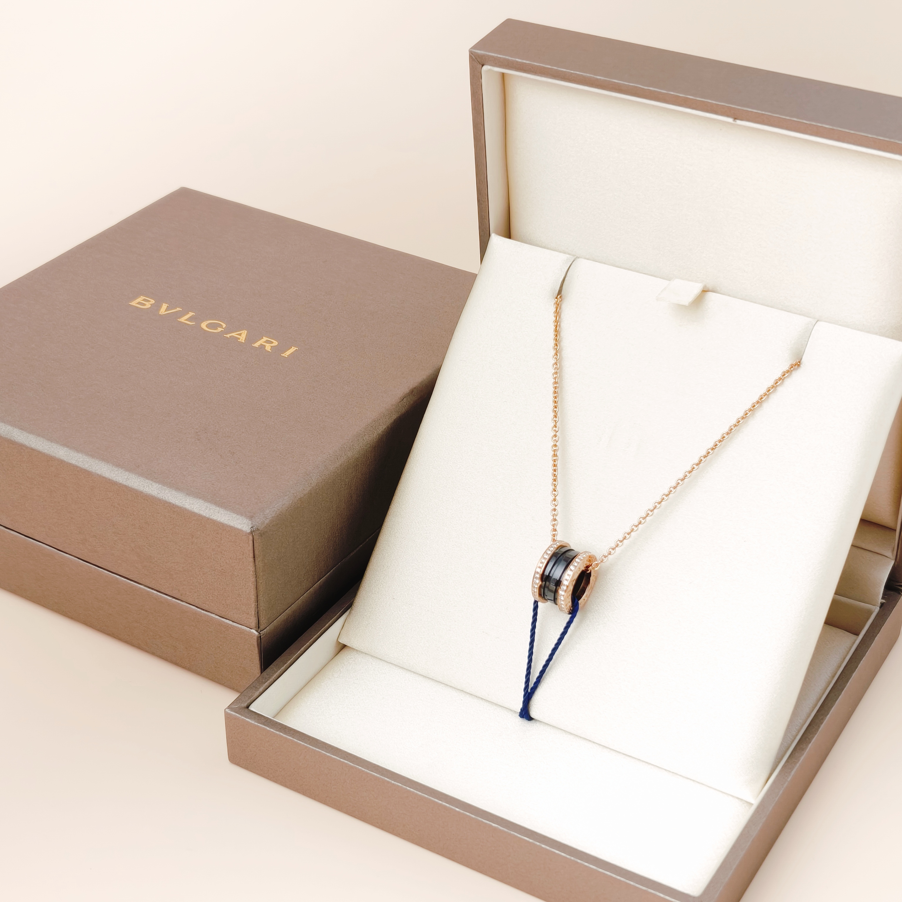 Bvlgari Necklace B.ZERO1Collection Black Pavé Diamond Gold18K Diamond One Size46cm — cover view 2 of 12
