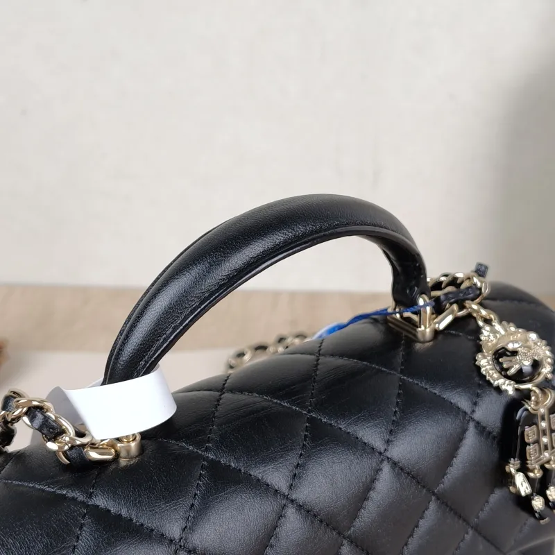 Chanel Crossbody Bag cf mini Edition Black Lambskin mini 20 × 6 × 12 cm — detail view 9 of 16