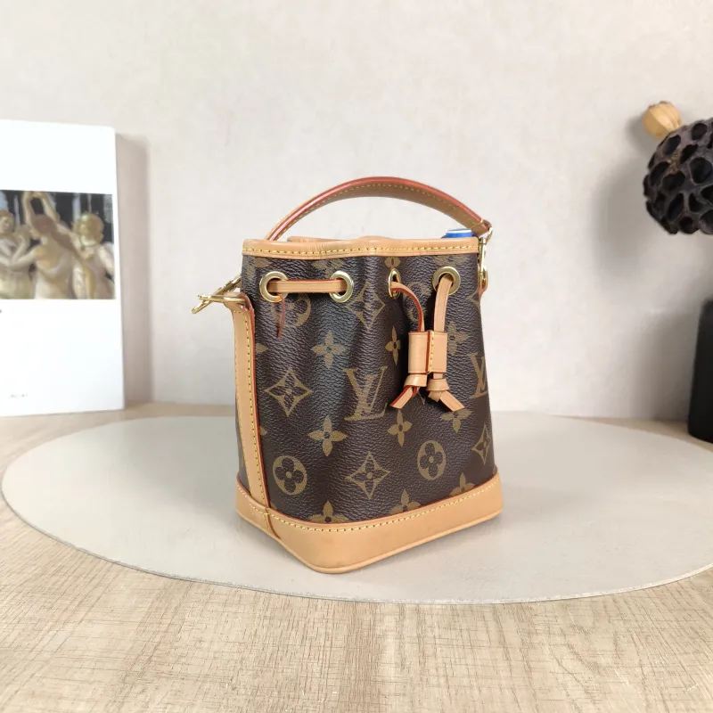 Louis Vuitton Crossbody Bag NANO NÉONOÉ Bucket Bag Nano Monogram PVC nano 13 × 10 × 16 cm — cover view 3 of 5