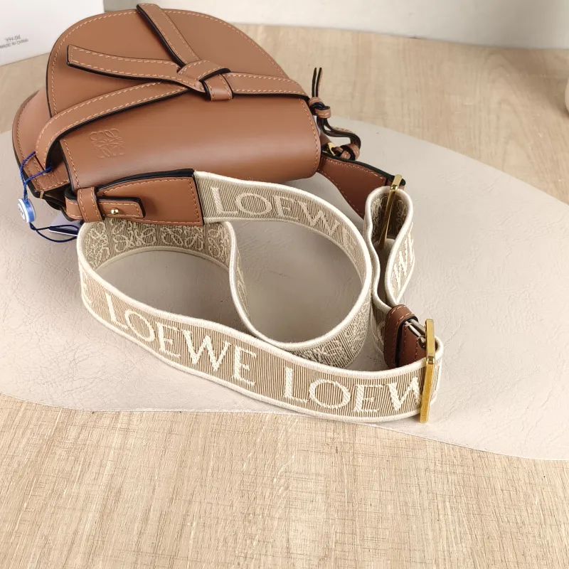 LOEWE Crossbody Bag Gate Caramel Calfskin Mini 15 × 8 × 12.5 cm — detail view 3 of 11