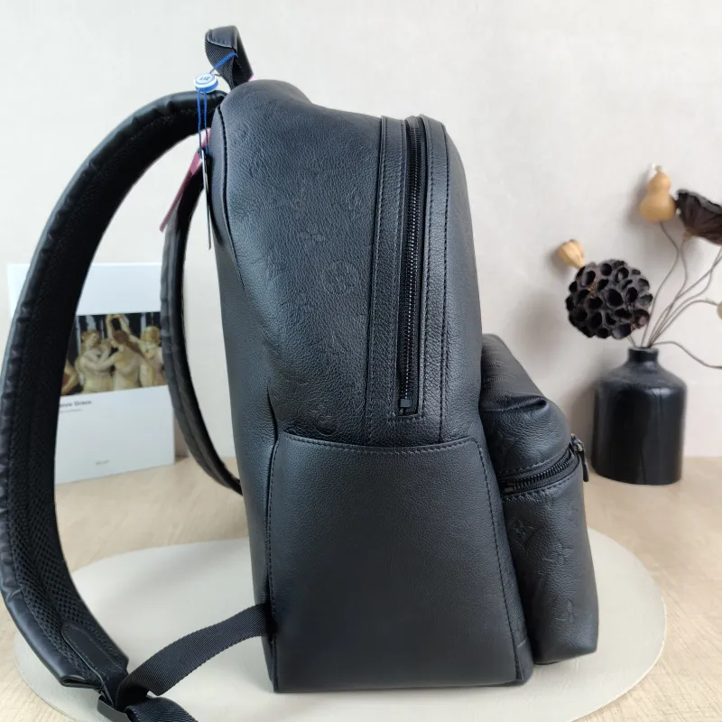 Louis Vuitton Backpack Discovery Backpack Black Calfskin Small 29 × 20 × 38 cm — detail view 8 of 11