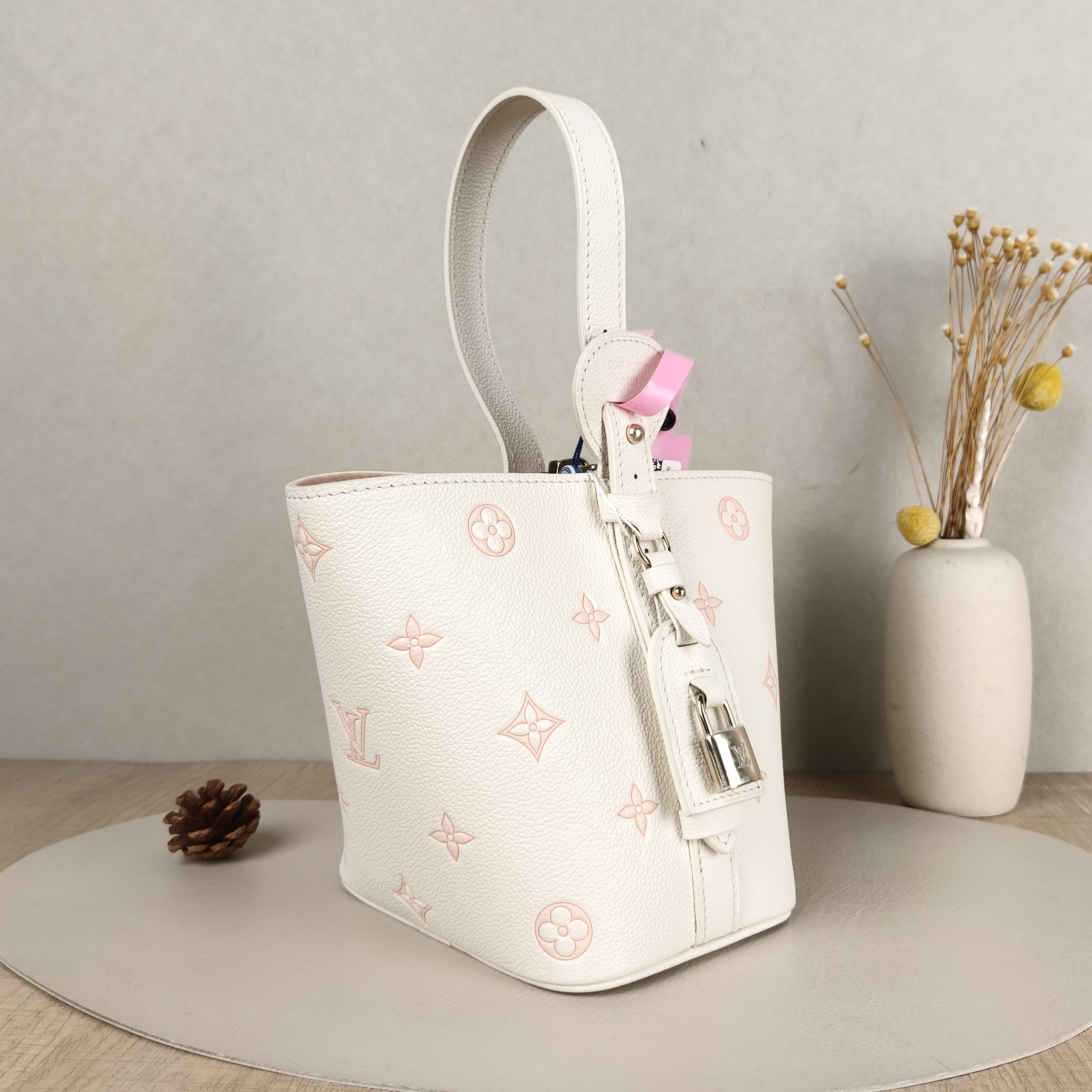 Louis Vuitton Top Handle Bag ALL IN BB White · Pink Calfskin BB16 × 12 × 18 cm — cover view 3 of 5
