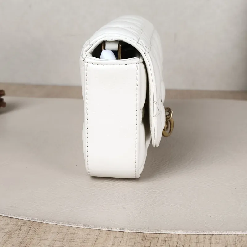 DIOR Crossbody Bag My Chain Bag White Lambskin18 × 3.5 × 10 cm — detail view 6 of 11