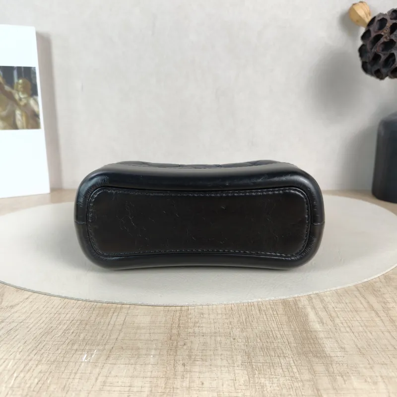 Chanel Crossbody Bag Gabrielle Gabrielle Bag Black CC alfskin Small20 × 8 × 15 cm — cover view 4 of 5