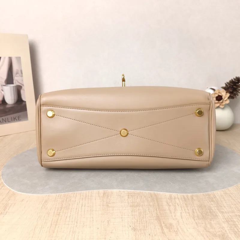 BALENCIAGA Top Handle Bag Bel air Calfskin Small 30 × 12 × 20.5 cm — cover view 5 of 5