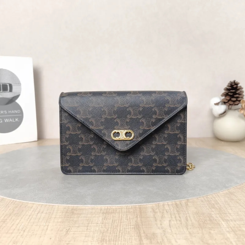 CELINE Crossbody Bagmallon triomphe woc Monogram PV Cmini19.5 × 4 × 13 cm