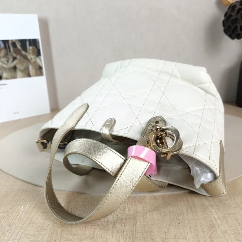 DIOR Top Handle Bag TOUJOURS Edition White Calfskin Small 18.5 × 12 × 18.5 cm — detail view 4 of 11