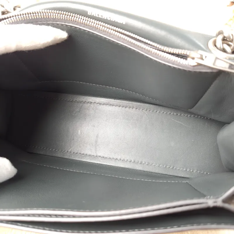 BALENCIAGA Shoulder Bag CRUSH Chain Bag Calfskin Small25 × 8 × 15 cm — detail view 10 of 14