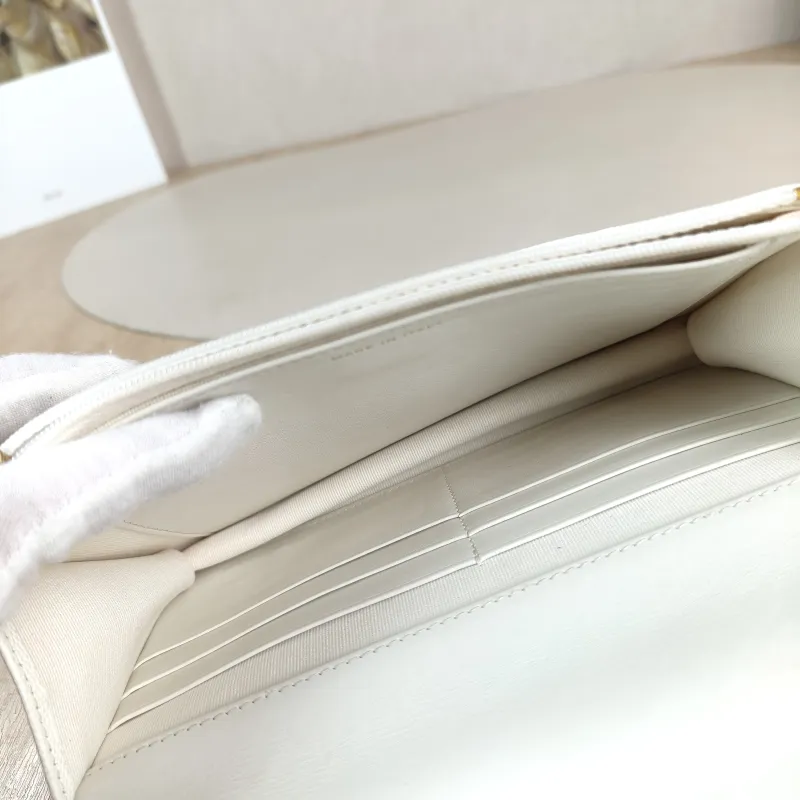 Chanel Crossbody Bag woc White Gold Grained Calfskin Mini 19.2 × 3.5 × 12.3 cm — detail view 13 of 13