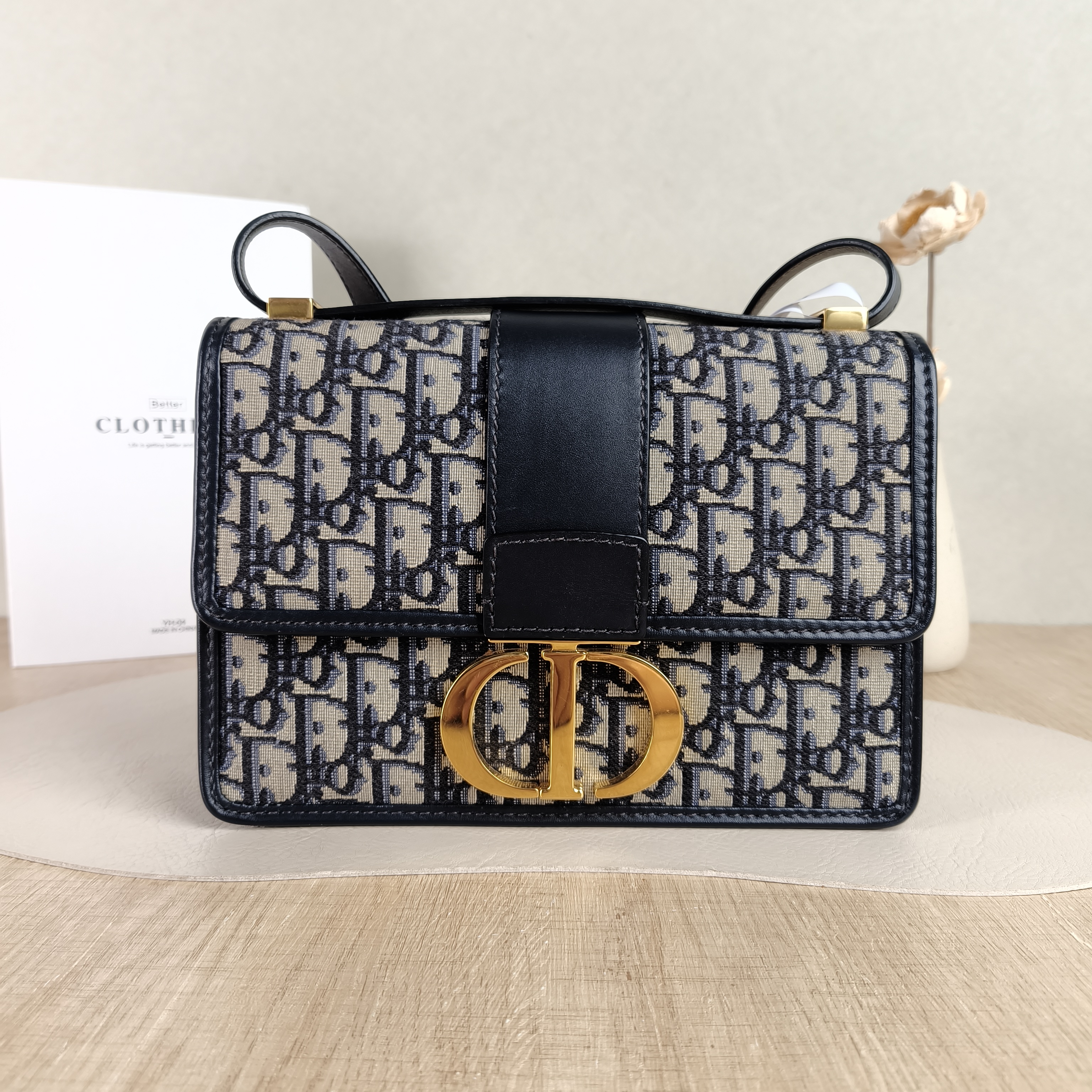 DIOR Crossbody Bag30Montaigne 30 Edition Canvas Medium24 × 8 × 17 cm