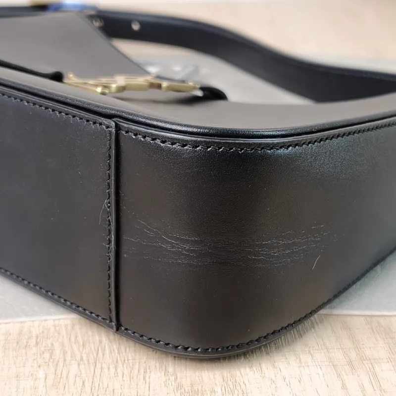 SAINT LAURENT Shoulder Bag LE 5 À 7 Black Calfskin Small 23 × 6.5 × 16 cm — detail view 8 of 11
