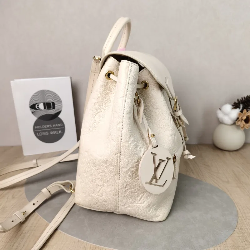 Louis Vuitton Backpack Montsouris Backpack White Calfskin Small 23 × 15 × 27 cm — detail view 13 of 14