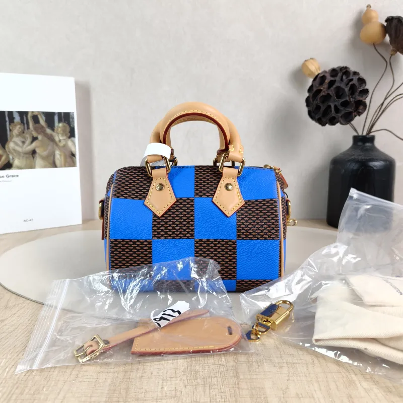 Louis Vuitton Crossbody Bag Speedy 18 PVC 18 × 10 × 12 cm — cover view 6 of 6