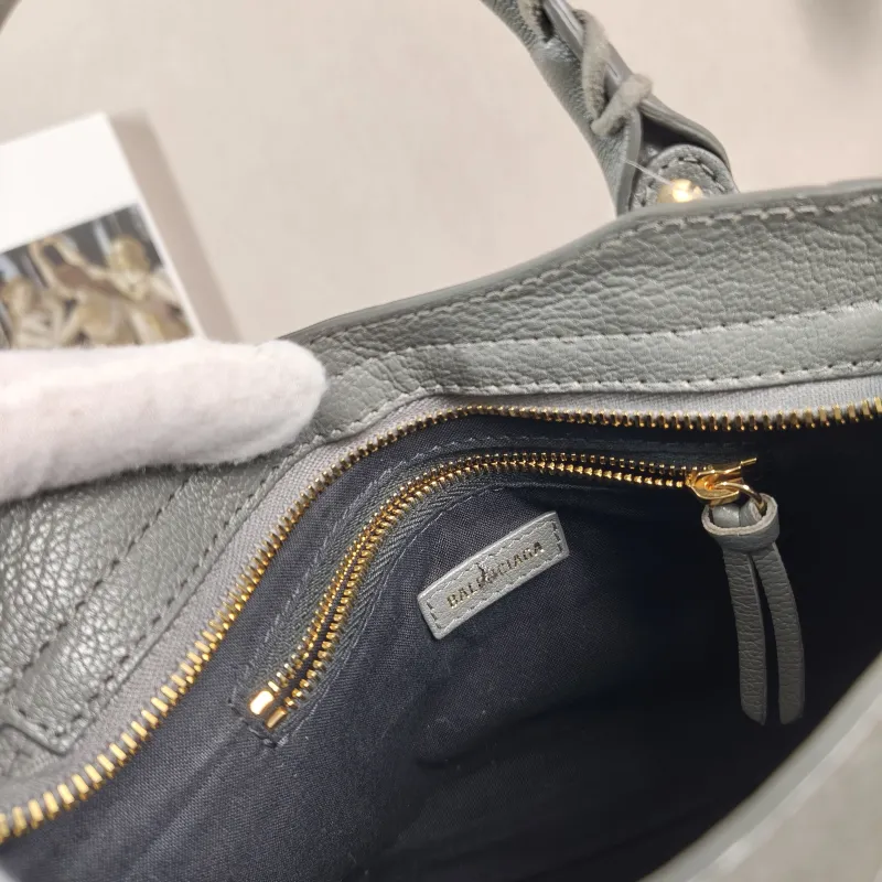 BALENCIAGA Crossbody Bag Classic City Grey Lambskin Mini 24 × 10 × 16 cm — detail view 8 of 11