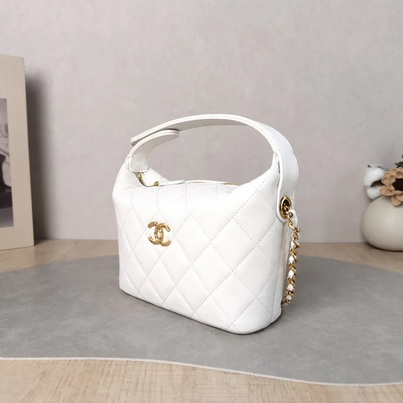 Chanel Crossbody Bag Crossbody Bag White Gold-Tone Hardware Grained Calfskin One Size 21.5 × 7.5 × 19 cm — cover view 6 of 6