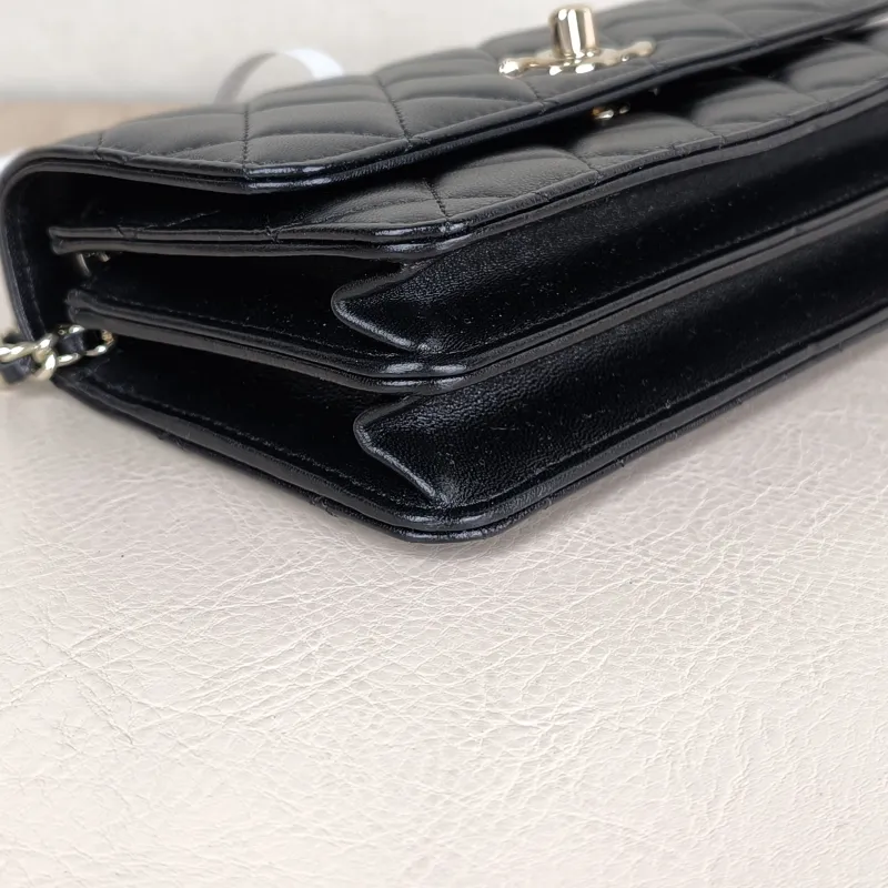 Chanel Crossbody Bag trendy cc woc Black Lambskin Mini 19.2 × 3.5 × 12.3 cm — detail view 12 of 13