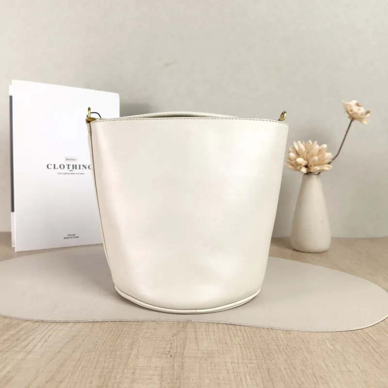 CELINE Crossbody Bag Bucket 16 Bucket Bag White Calfskin Small16 × 16 × 18 cm — cover view 3 of 5