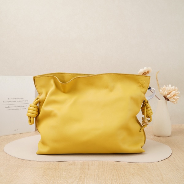 LOEWE Medium Yellow Calfskin · Dust Bag Two Straps · 30 × 10.5 × 24.5 cm
