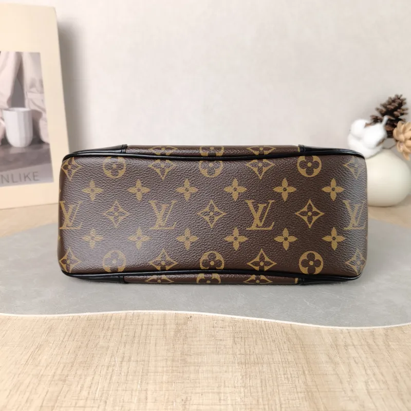 Louis Vuitton Crossbody Bag Boulogne PVC Small 26 × 9.5 × 16 cm — cover view 6 of 6