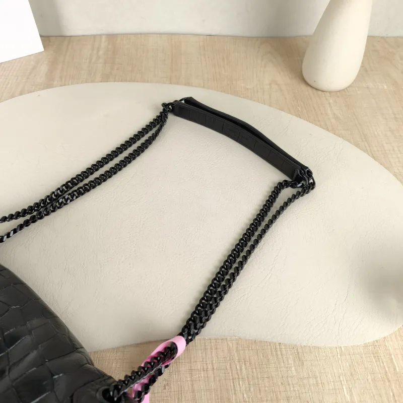 SAINT LAURENT Crossbody Bag Niki Black D Waxed Leather Calfskin Small 21 × 7.5 × 16 cm — detail view 9 of 12