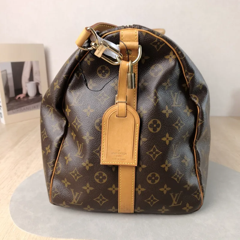 Louis Vuitton Crossbody Bag Keepall 55 Shoulder Strap Edition Monogram PVC One Size 55 × 26 × 31 cm — detail view 13 of 16