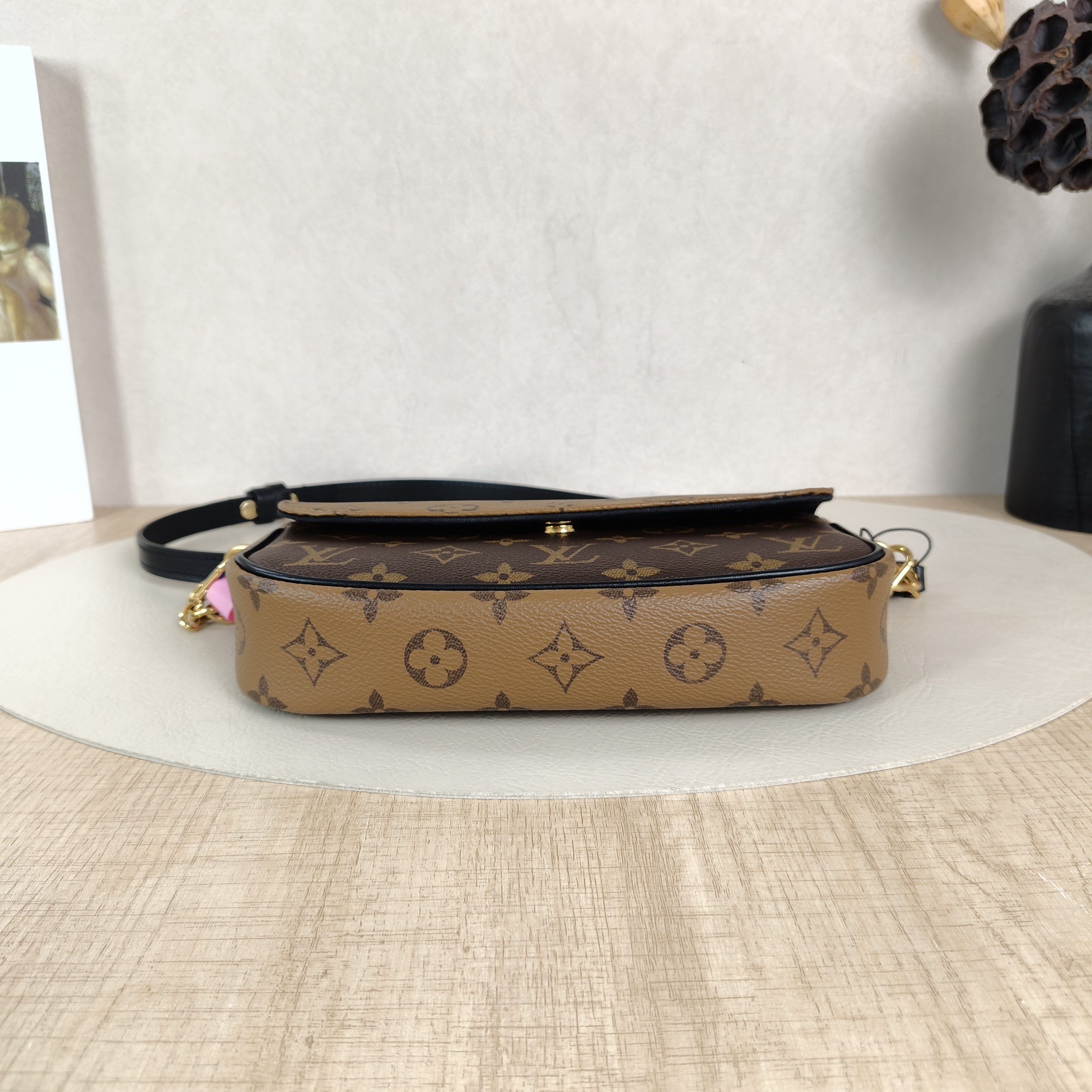 Louis Vuitton Crossbody Bag IVY Monogram PVC Small23.5 × 4.3 × 12 cm — cover view 4 of 5