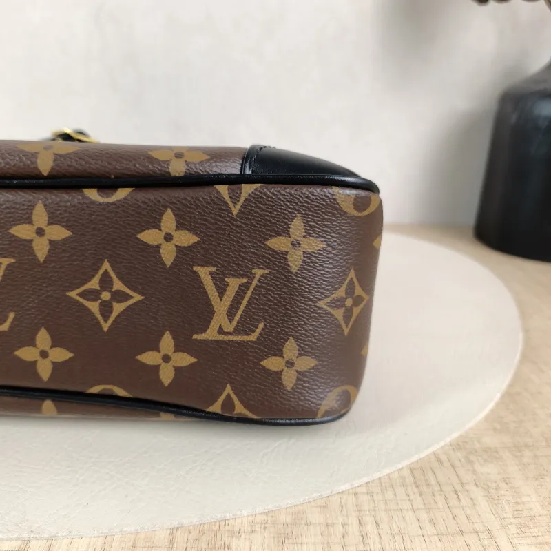 Louis Vuitton Crossbody Bag ODEON Monogram PVC Small 24 × 8 × 22 cm — detail view 1 of 14