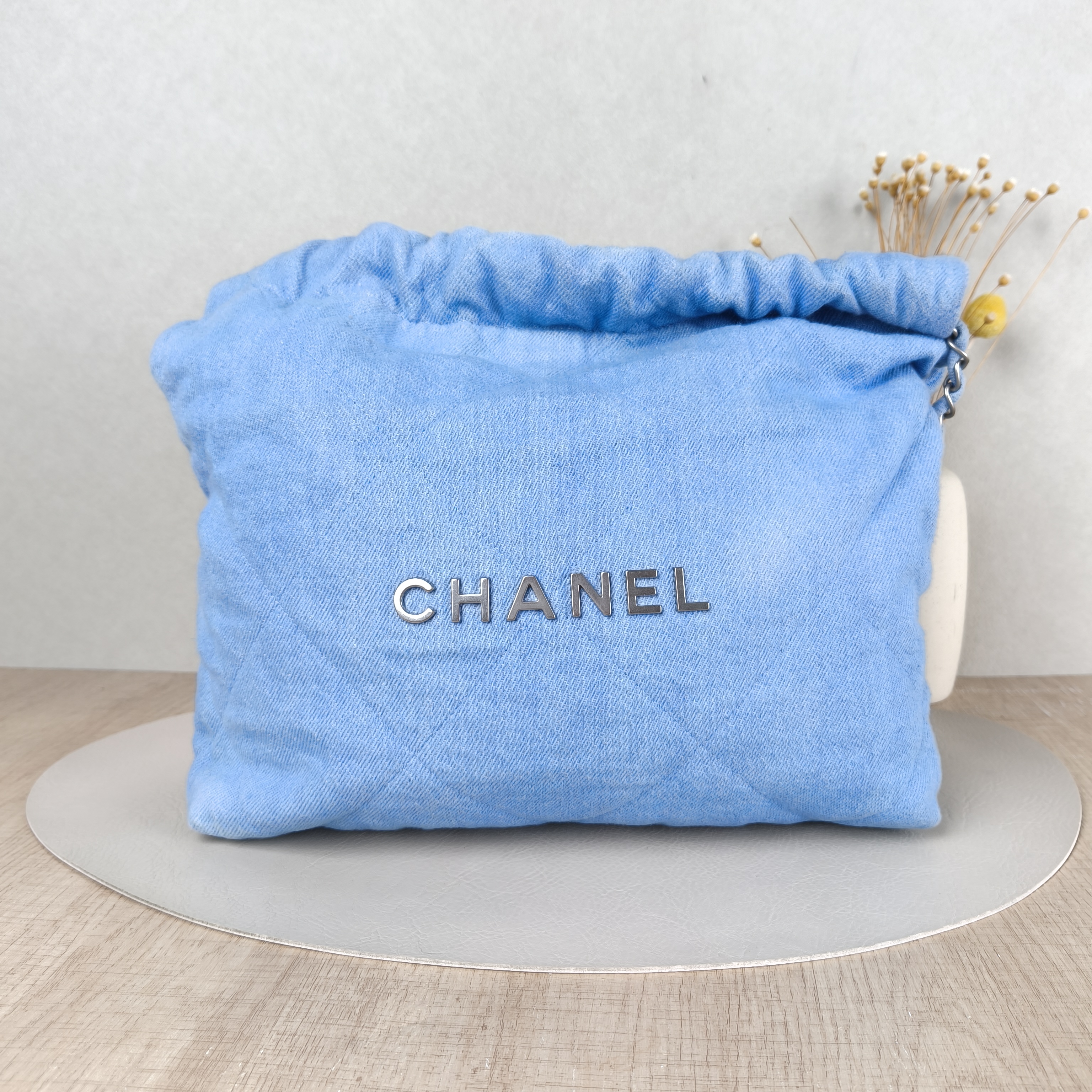 Chanel Shoulder Bag22Bag Blue Small35 × 7 × 37 cm