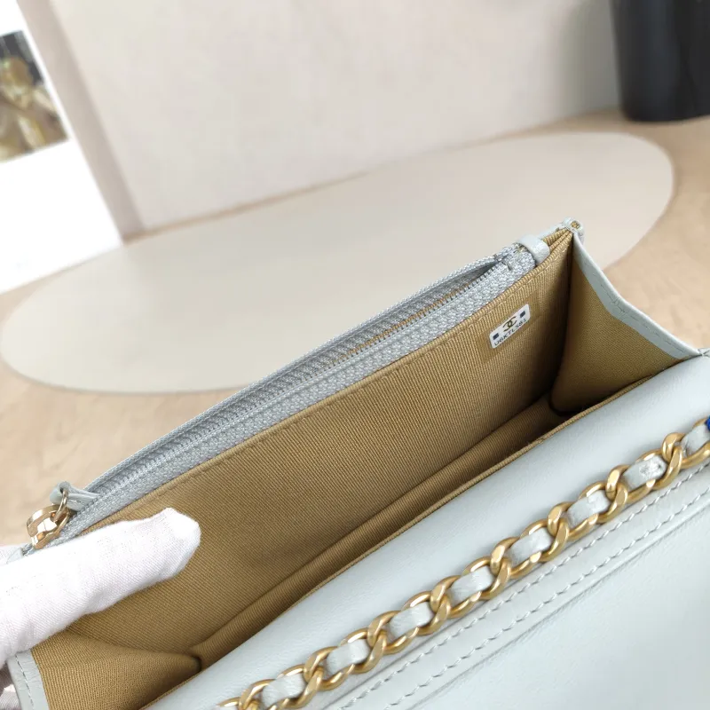 Chanel Crossbody Bag woc Collection Grey Lambskinmini17 × 5 × 9.5 cm — detail view 6 of 13