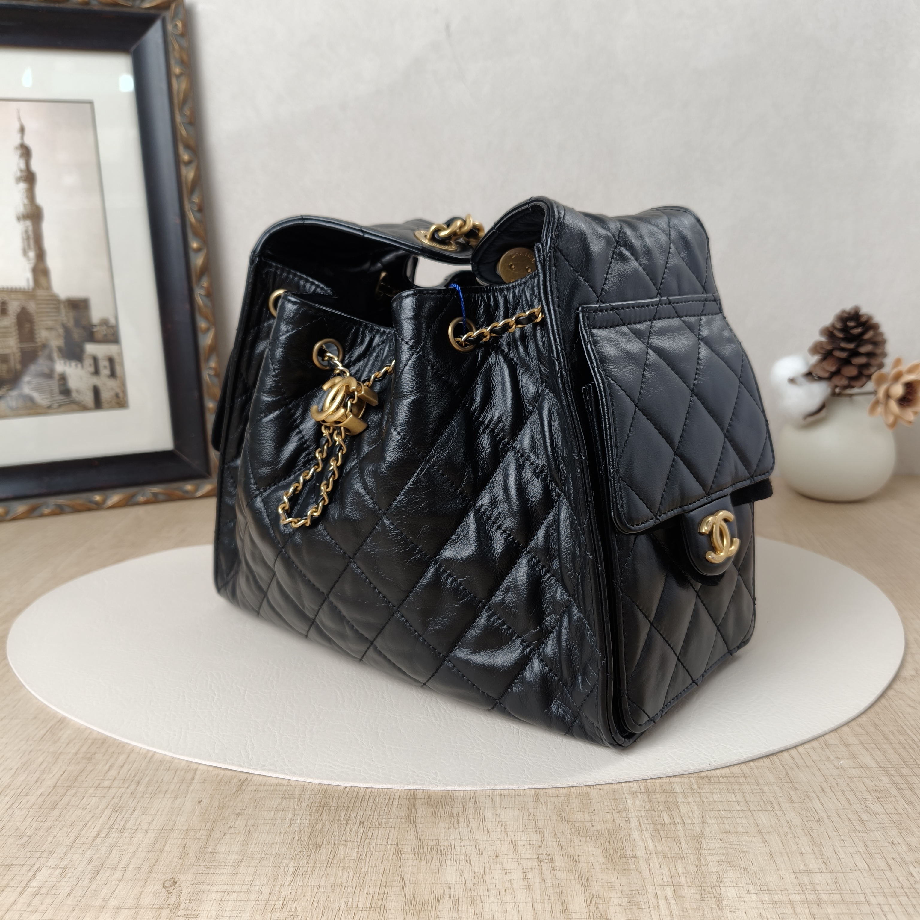 Chanel Shoulder Bag25Bag Black Calfskin Small26 × 14 × 30 cm — cover view 3 of 9