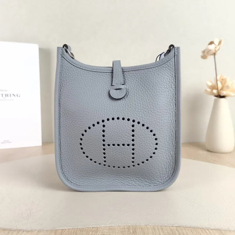 Hermès Crossbody Bag Evelyne Mini 16 Mini 16 TC Calfskin Mini 17 × 5.5 × 18 cm k